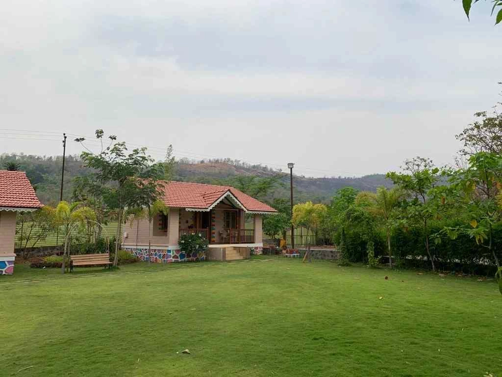 Modern Resort - Image 44 of 108